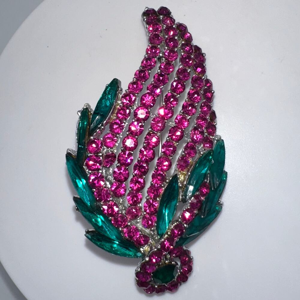 Vintage silver tone magenta pink teal glass rhinestones rhodium leaf brooch
